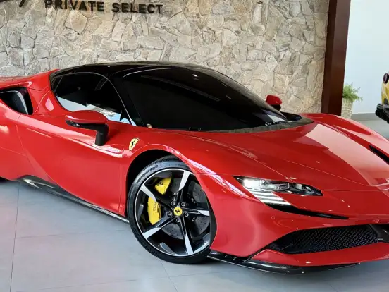 FERRARI SF90
