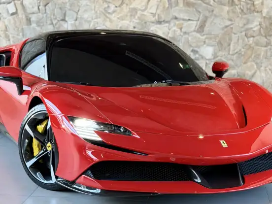 FERRARI SF90